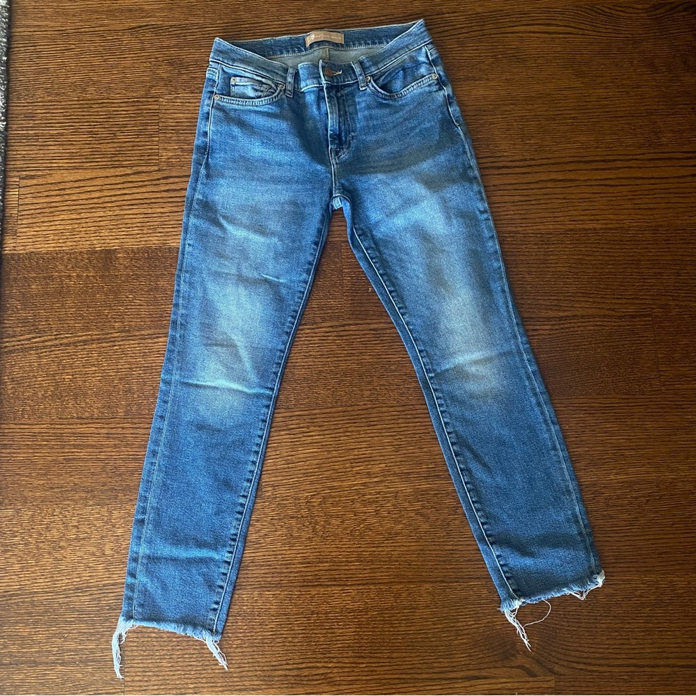 Women's Medium Wash Skinny Jeans